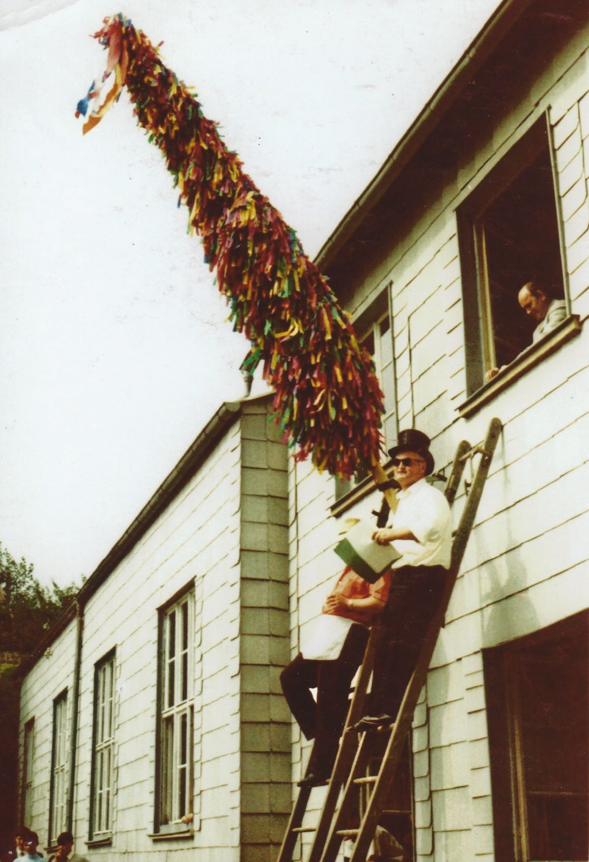 Turnhalle und Kerwe 1966.jpg